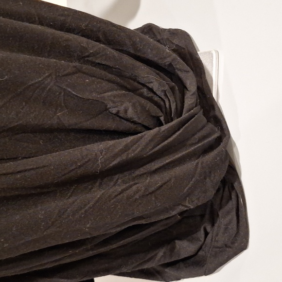 Black blouse - Picture 2 of 2